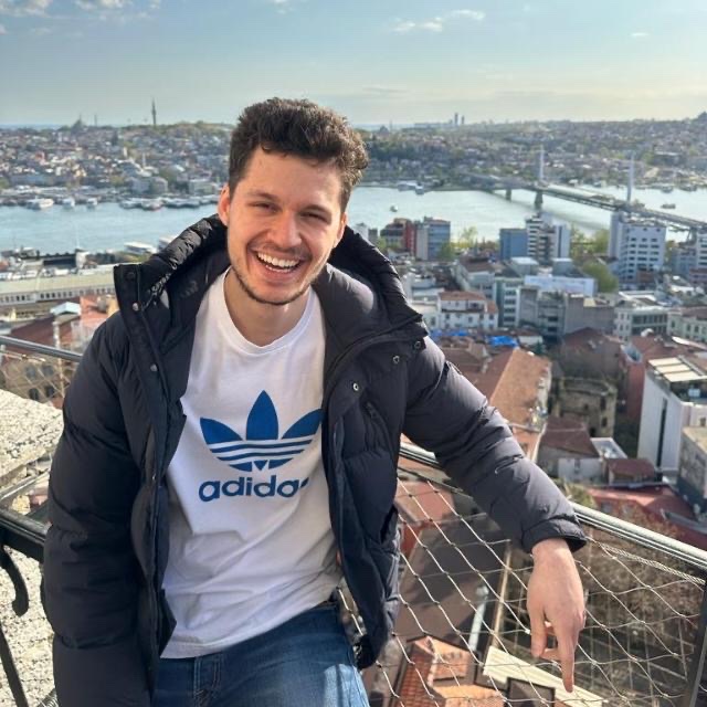 Dan Curavale